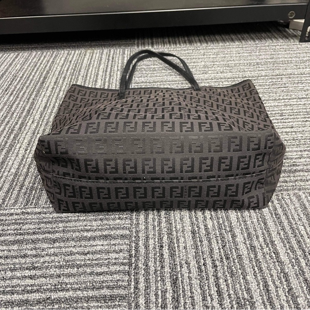 Fendi FF print tote bag - women - Leather/Nylon - Picture 5 of 16